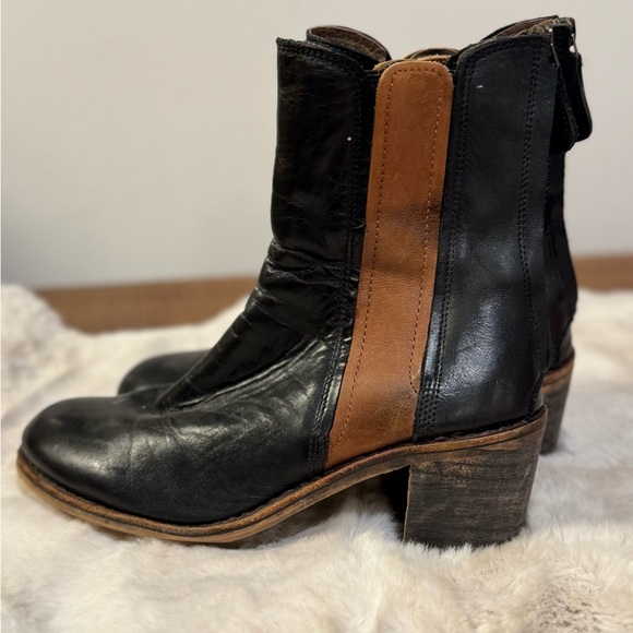 Gee Wawa Black and Brown Women's Ankle Boots size 8 - Picture 3 of 6